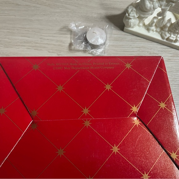 HOME FOR THE HOLIDAYS Candle Holder Porcelain Santa 1997 #877018 - Picture 4 of 10